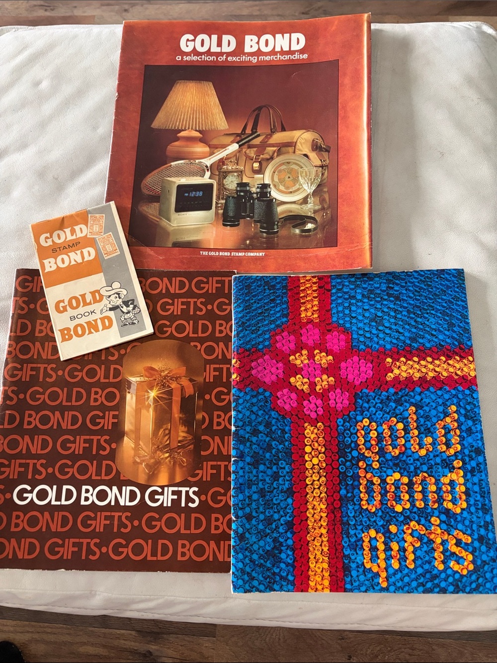VINTAGE GOLD BOND CATALOGS AND BOOKLET
